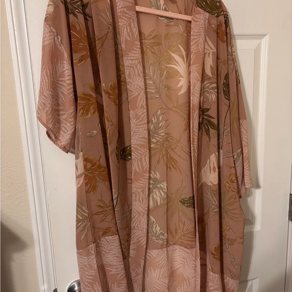 Tops - Pink Floral Kimono Top
